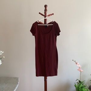 Burgundy t-shirt dress